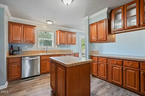 68 Sparky Lane Broadway NC 27505