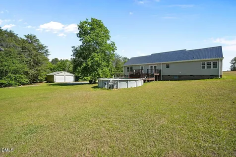 68 Sparky Lane Broadway NC 27505