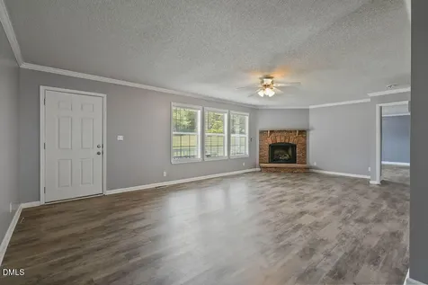 68 Sparky Lane Broadway NC 27505