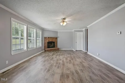 68 Sparky Lane Broadway NC 27505