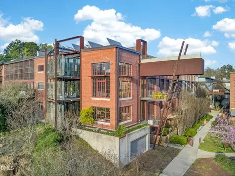 1880 Sissipahaw Way Saxapahaw NC 27340