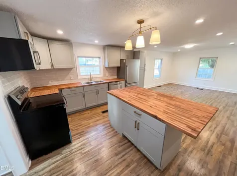 410 Madison Street Roanoke Rapids NC 27870