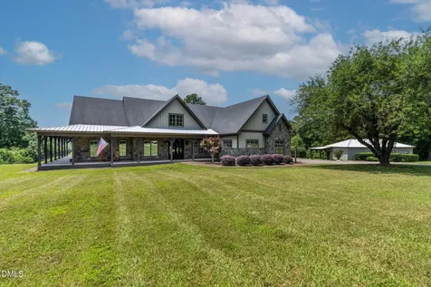 1641 Nc Highway 96 Franklinton NC 27525
