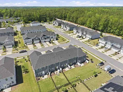 152 Roebuck Lane Garner NC 27529