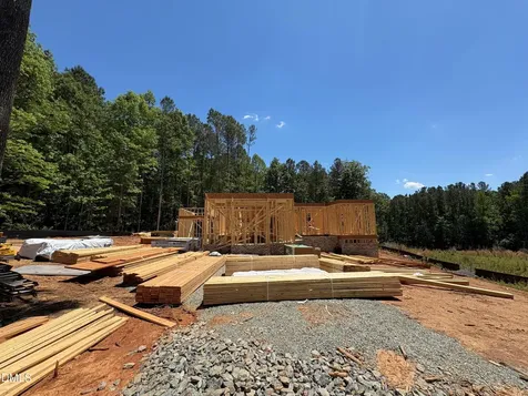 81 Loggers Run Pittsboro NC 27312