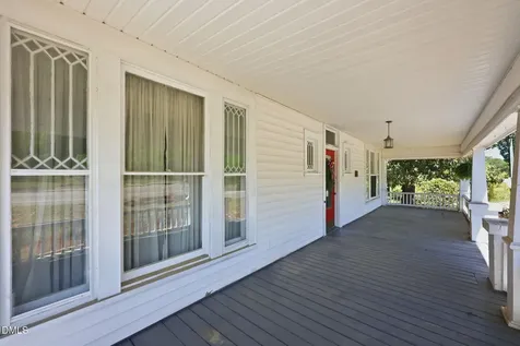 611 Mcreynolds Street Carthage NC 28327