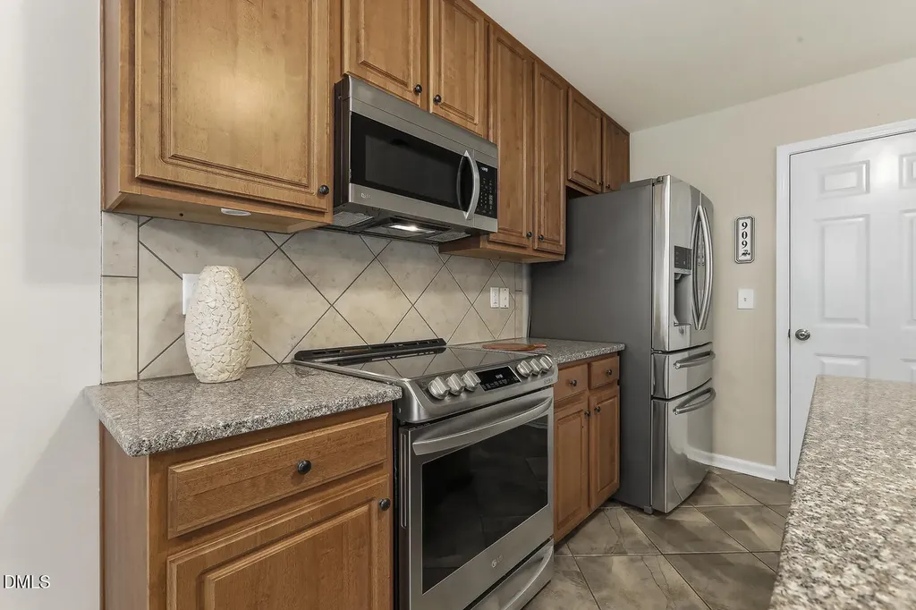 909 Steelhorse Drive Fuquay Varina NC 27526