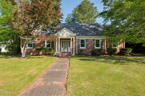 306 S Howard Circle Tarboro NC 27886