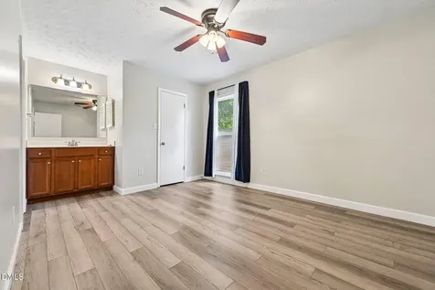 6434 Rannock Drive Fayetteville NC 28304