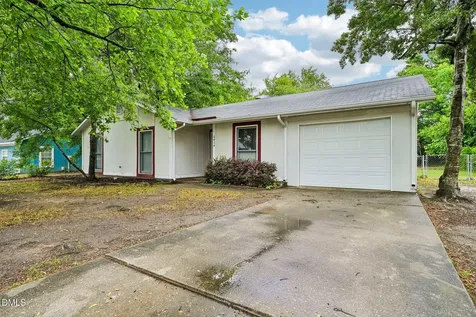 6434 Rannock Drive Fayetteville NC 28304