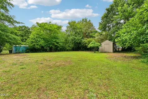 6434 Rannock Drive Fayetteville NC 28304