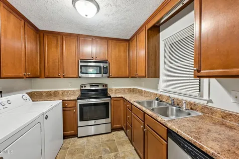 6434 Rannock Drive Fayetteville NC 28304