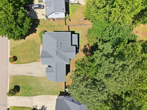 613 Middle Bridge Wake Forest NC 27587