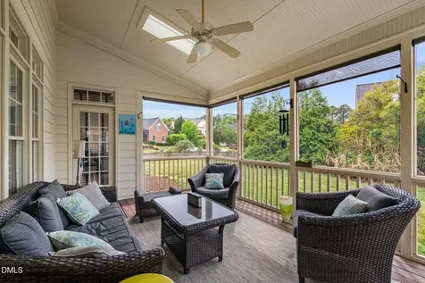 801 Preston Village Way Cary NC 27519