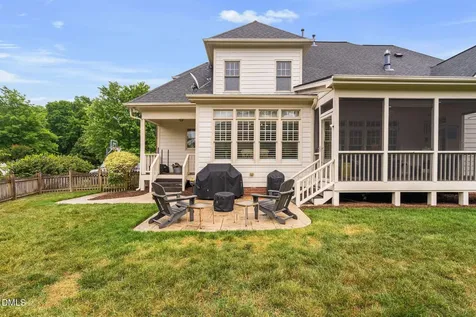 801 Preston Village Way Cary NC 27519