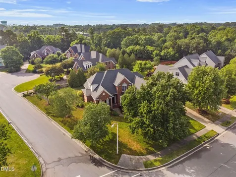 801 Preston Village Way Cary NC 27519