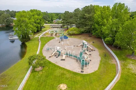 801 Preston Village Way Cary NC 27519