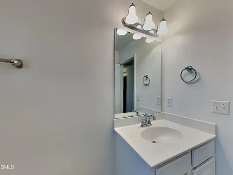 2809 Roundleaf Court Raleigh NC 27604