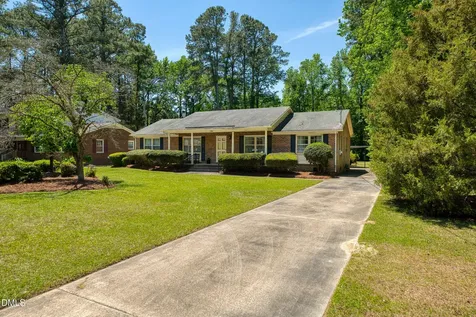 708 Mcmillan Drive Tarboro NC 27886