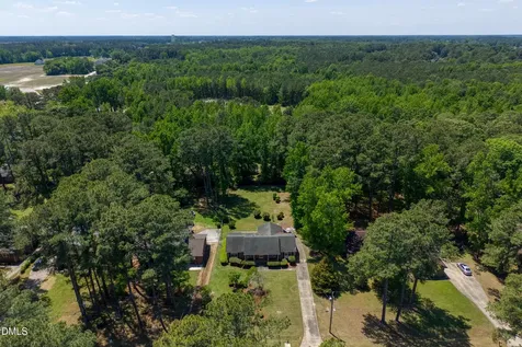 708 Mcmillan Drive Tarboro NC 27886