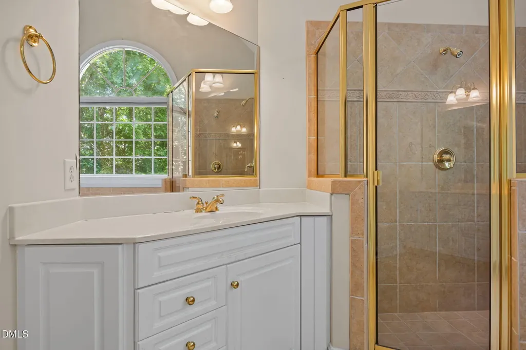 10002 Crystal Cove Chapel Hill NC 27517