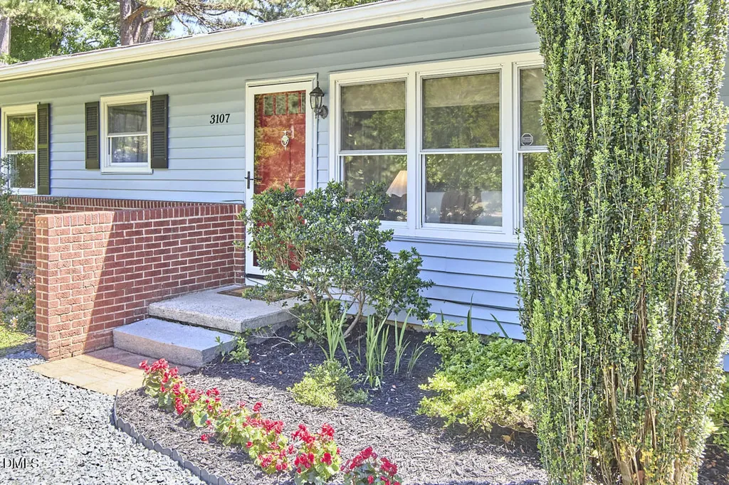 3107 Rosebriar Drive Durham NC 27705