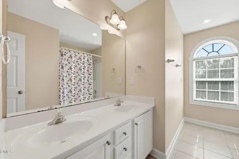 5816 Acorn Knoll Place Mebane NC 27302
