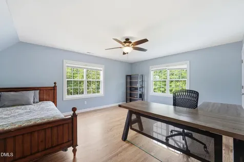 5816 Acorn Knoll Place Mebane NC 27302