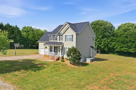5816 Acorn Knoll Place Mebane NC 27302