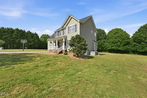 5816 Acorn Knoll Place Mebane NC 27302