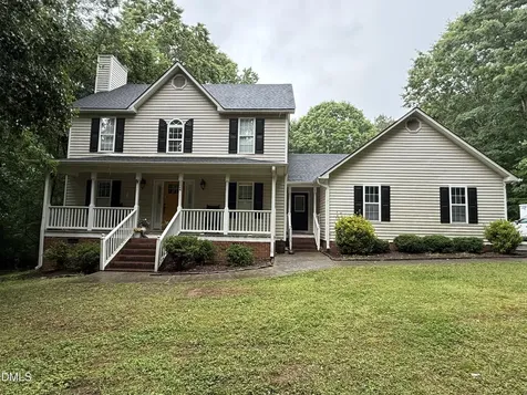 124 Walker Selma NC 27576
