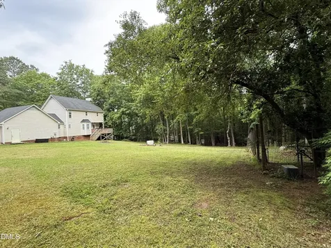 124 Walker Selma NC 27576
