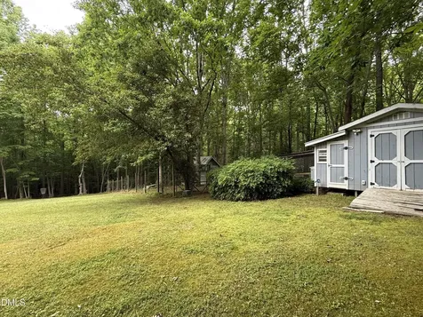 124 Walker Selma NC 27576