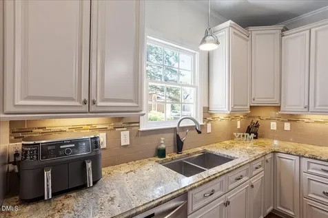 100 Mcnaughton Court Garner NC 27529