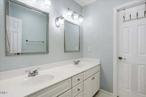 100 Mcnaughton Court Garner NC 27529