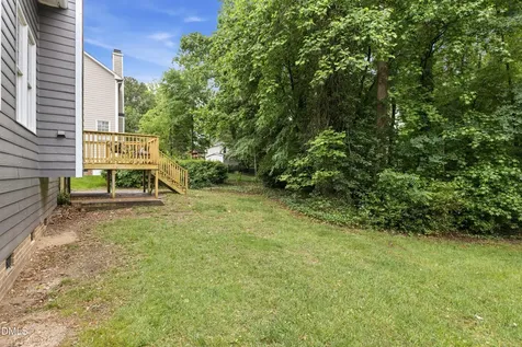 8825 Deerland Grove Drive Raleigh NC 27615