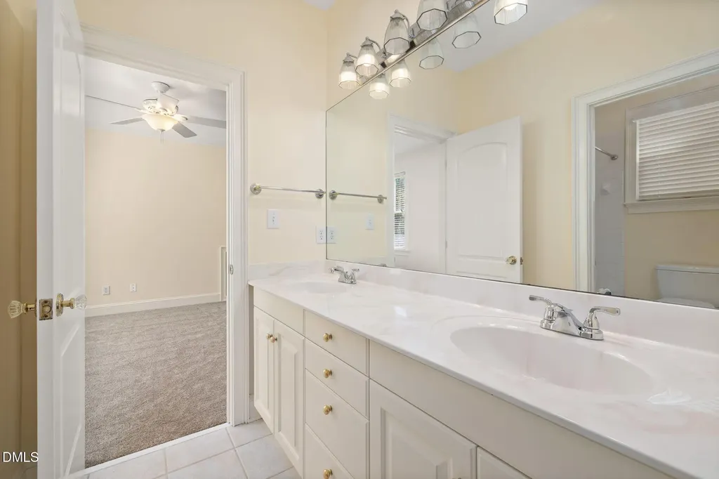 7816 Madison Park Lane Raleigh NC 27615