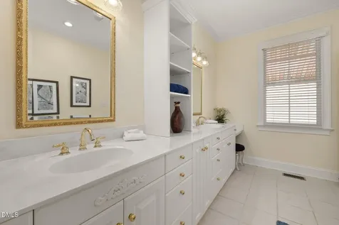 7816 Madison Park Lane Raleigh NC 27615