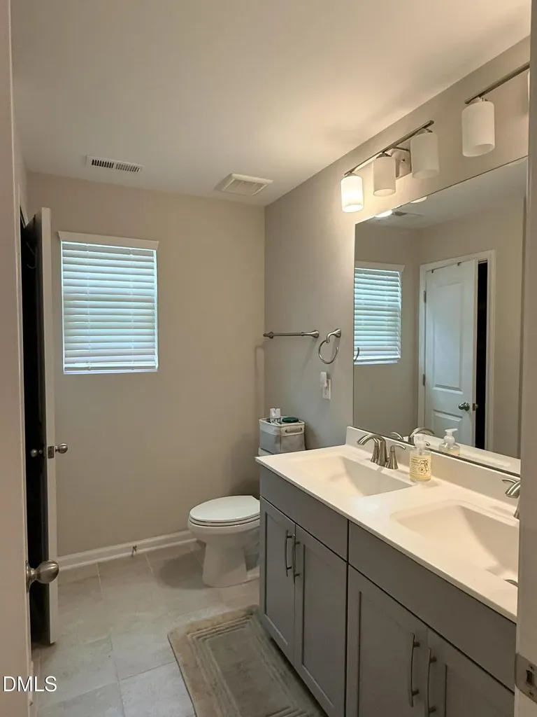 641 Sage Oak Ln, Holly Springs, Nc Holly Springs NC 27540