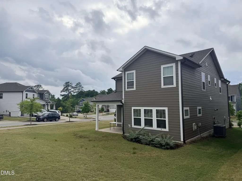 641 Sage Oak Ln, Holly Springs, Nc Holly Springs NC 27540