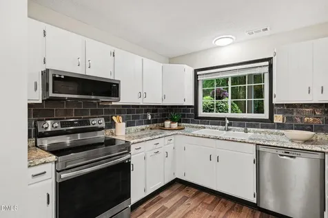 28 Willow Bridge Drive Durham NC 27707