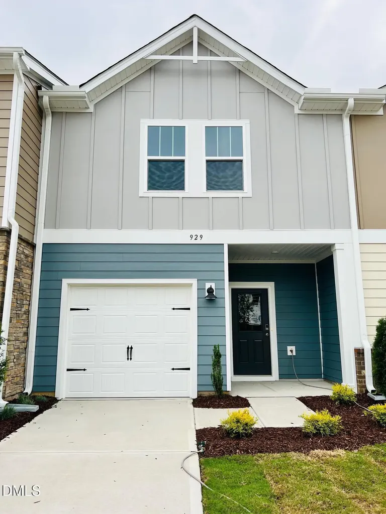 929 Field Ivy Drive Fuquay Varina NC 27526
