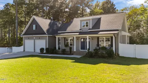255 Ravens Row Drive Benson NC 27504