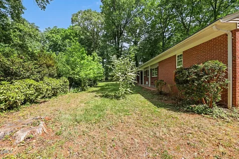 518 W Elk Street Siler City NC 27344