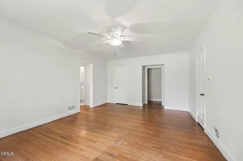 518 W Elk Street Siler City NC 27344