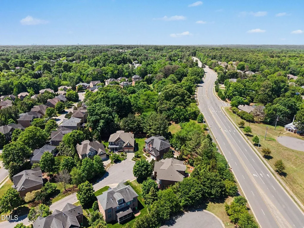1905 Falls Farm Crossing Raleigh NC 27614