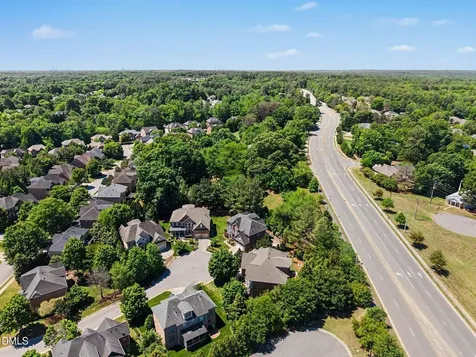 1905 Falls Farm Crossing Raleigh NC 27614