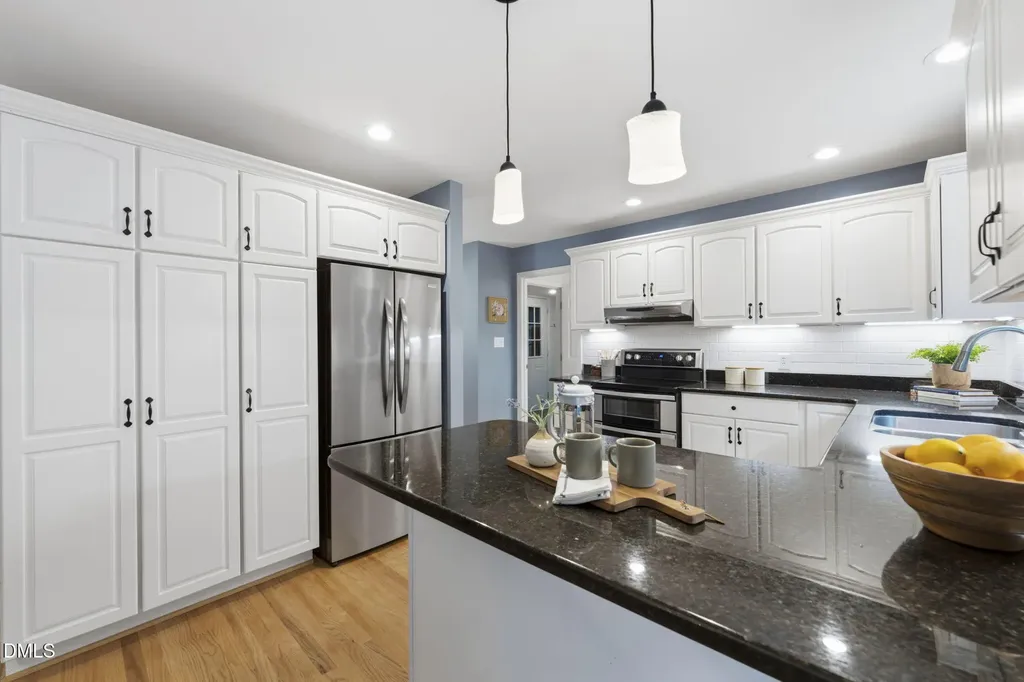 203 Mel Oaks Drive Chapel Hill NC 27516