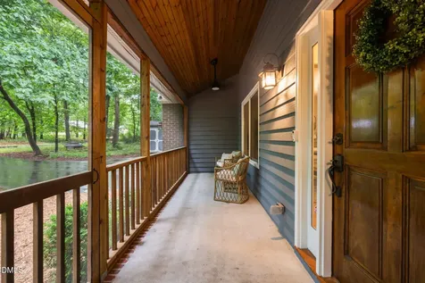 203 Mel Oaks Drive Chapel Hill NC 27516