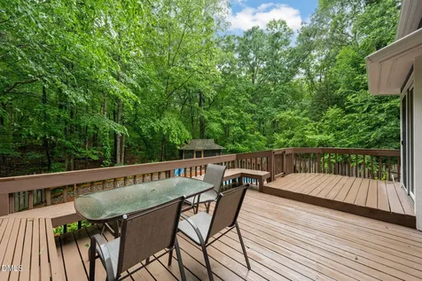203 Mel Oaks Drive Chapel Hill NC 27516